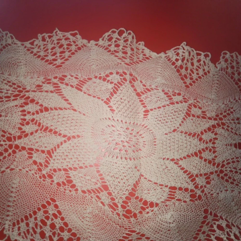 Vintage Italian Floral Lace Table Runner Cream Crochet Shabby Chic Cottagecore